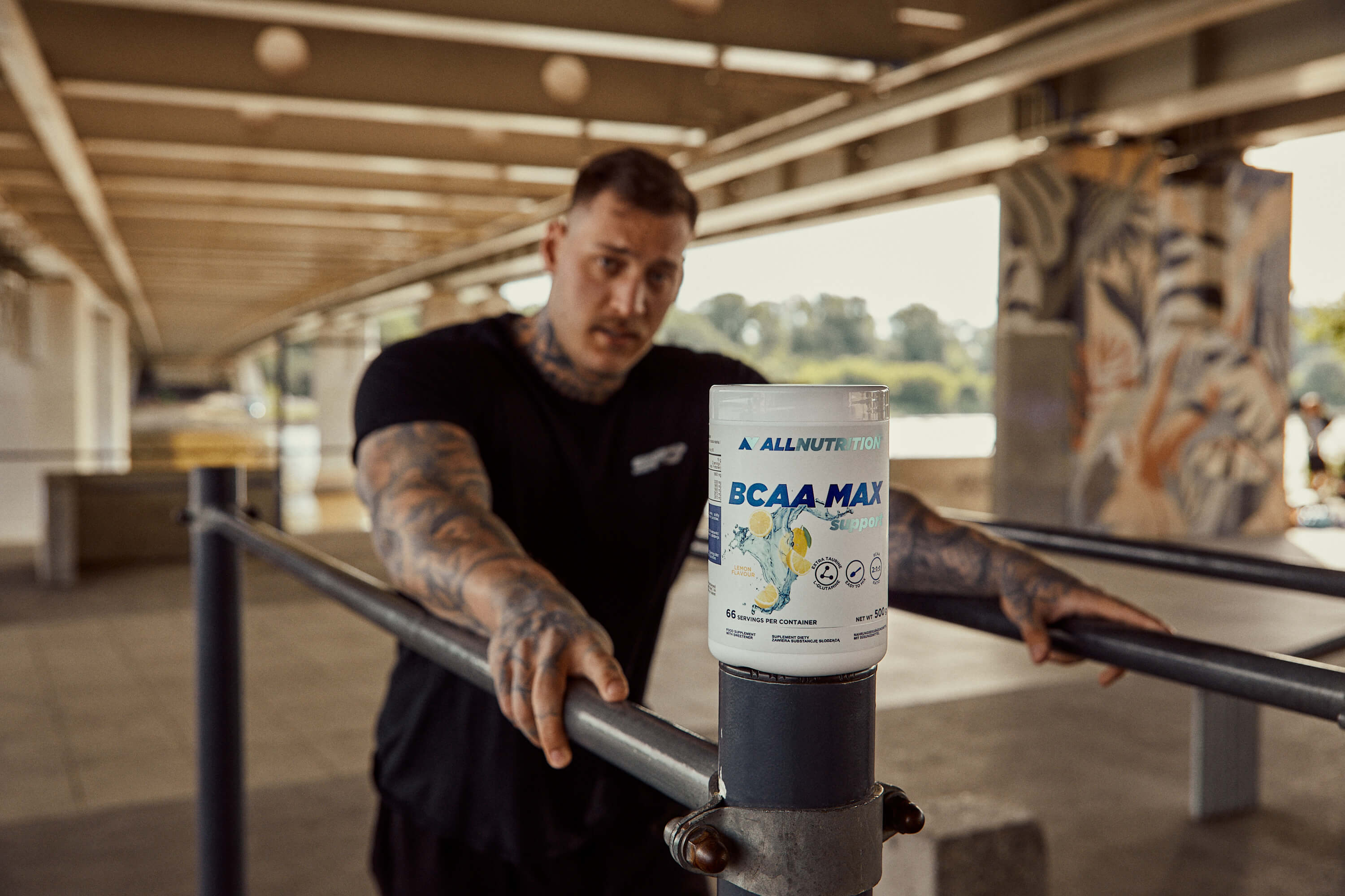 om cu BCAAs înainte de antrenament 