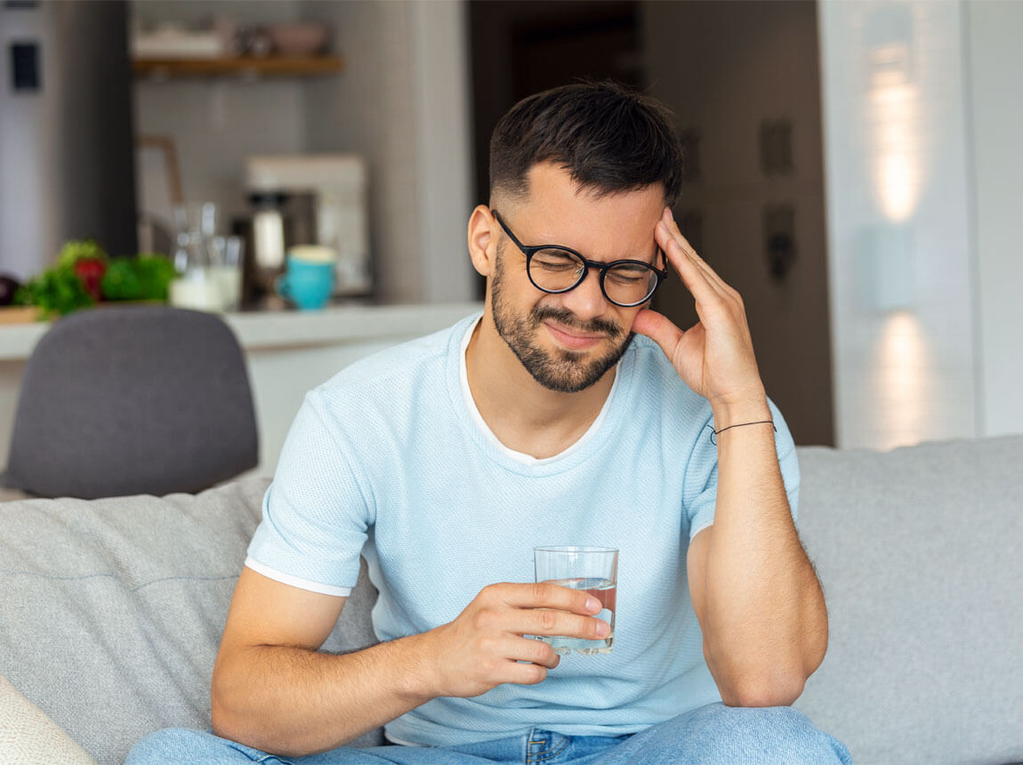 bărbat - mahmureală 