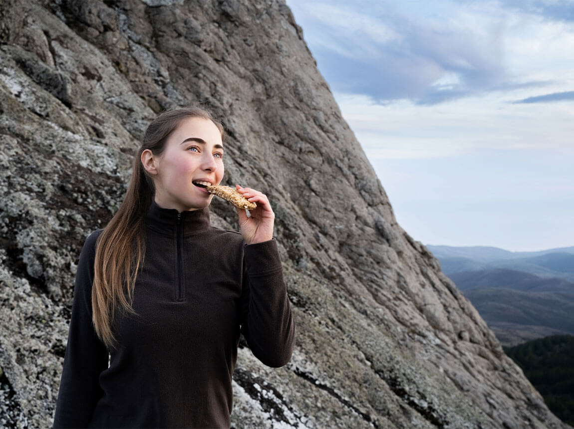 femeie - baton proteic