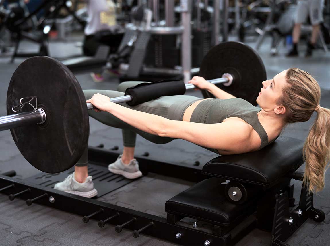 femeie &ndash; antrenament de forță