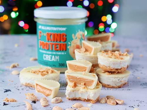 Rețetă pentru mini cheesecake-uri proteice fără coacere