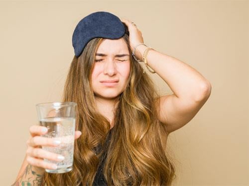 Vitamina C pentru mahmureală – funcționează?