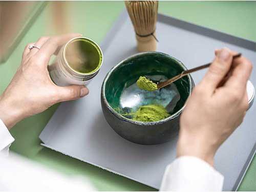 Matcha – ce valori nutriționale conține acest ceai verde?