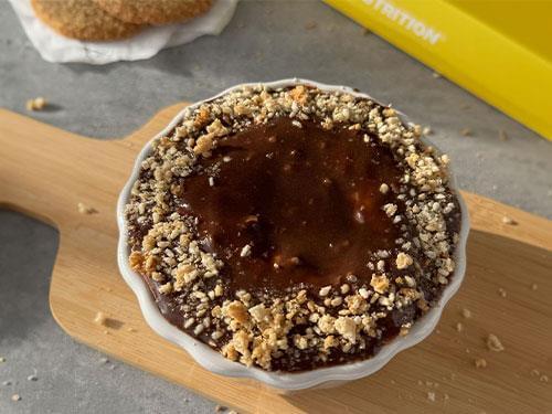 Rețetă pentru o porție individuală de cheesecake cu bază de biscuiți