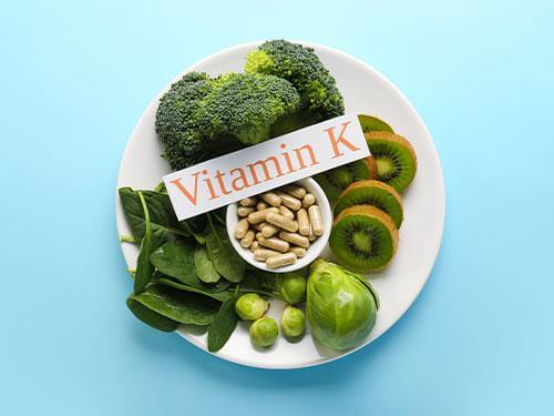 Cum se poate compensa deficitul de vitamina K?