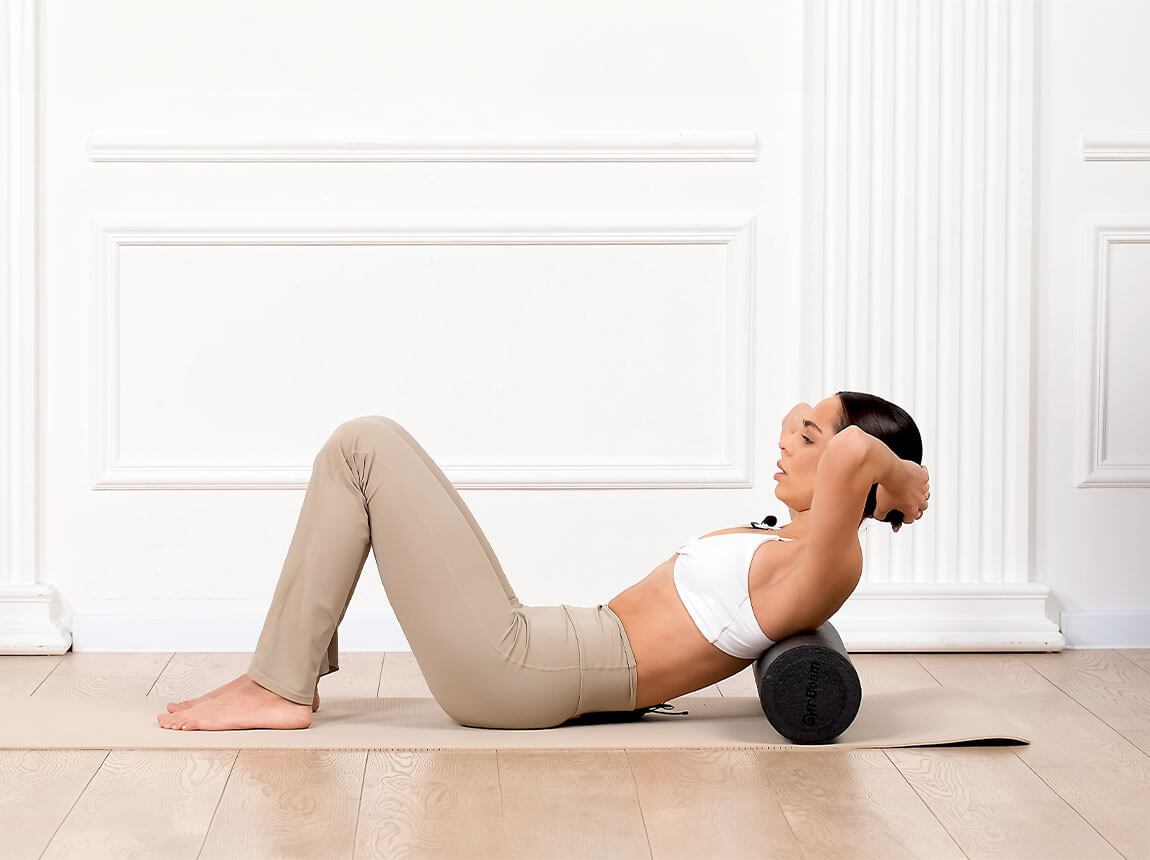 femeie &ndash; antrenament, rolare, masaj