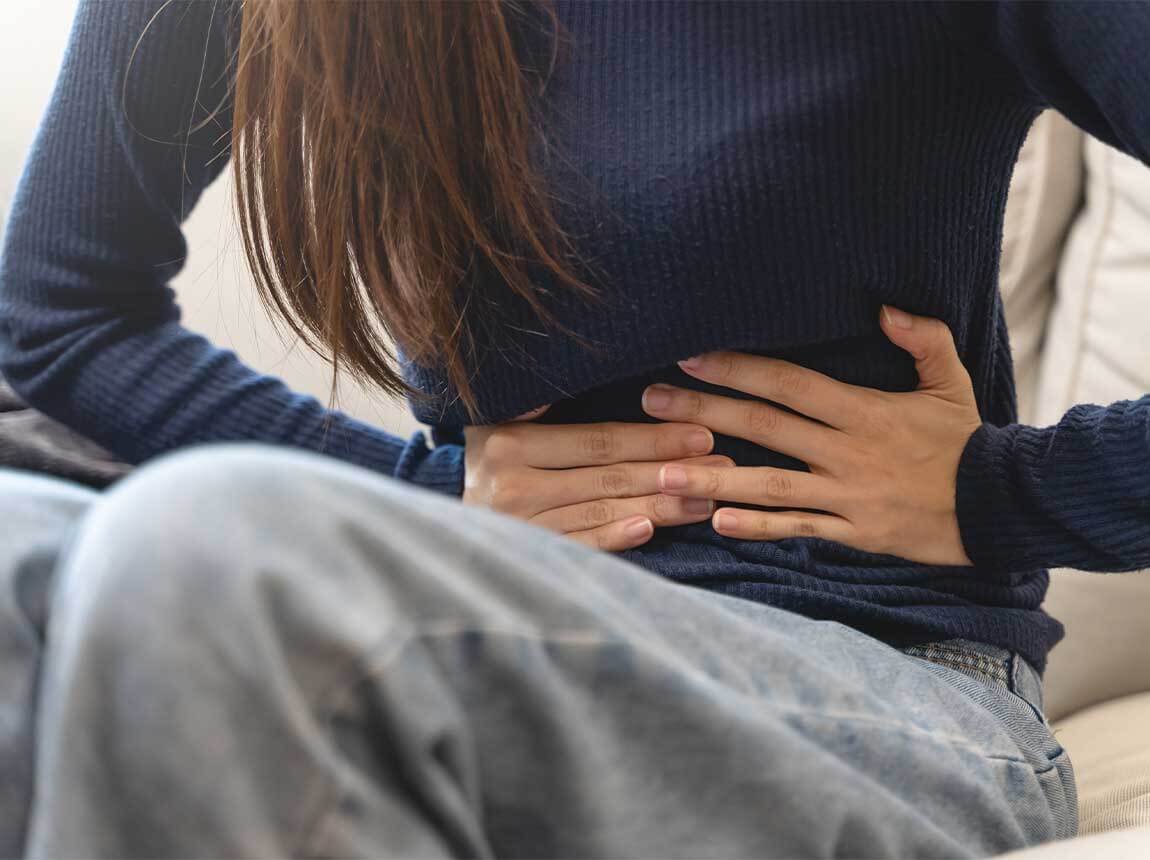 femeie &ndash; stres, probleme digestive  